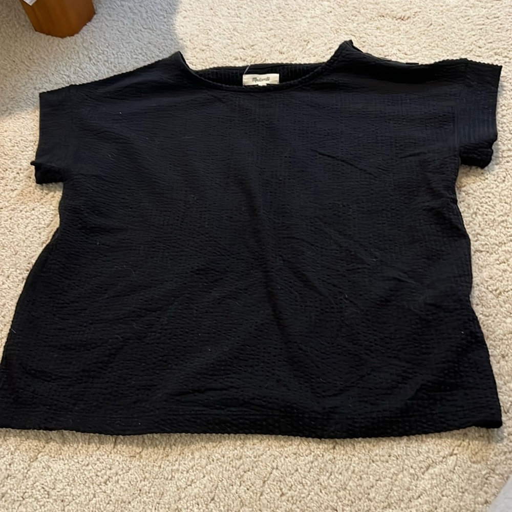 Madewell tee great condition! Worn a handful of times